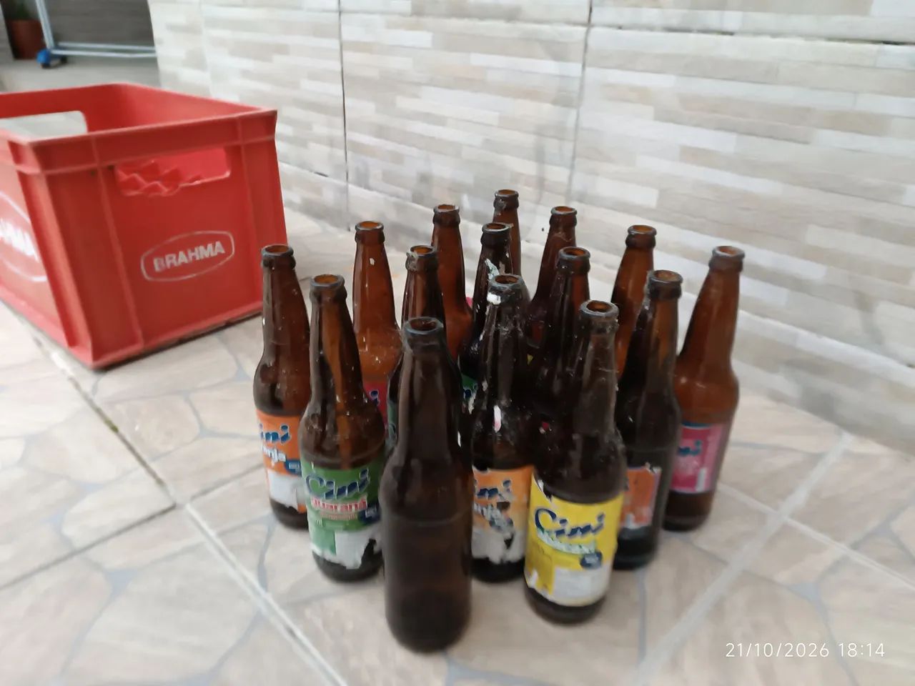 Caixa de Engradado + 15 Casco  - Foto 2