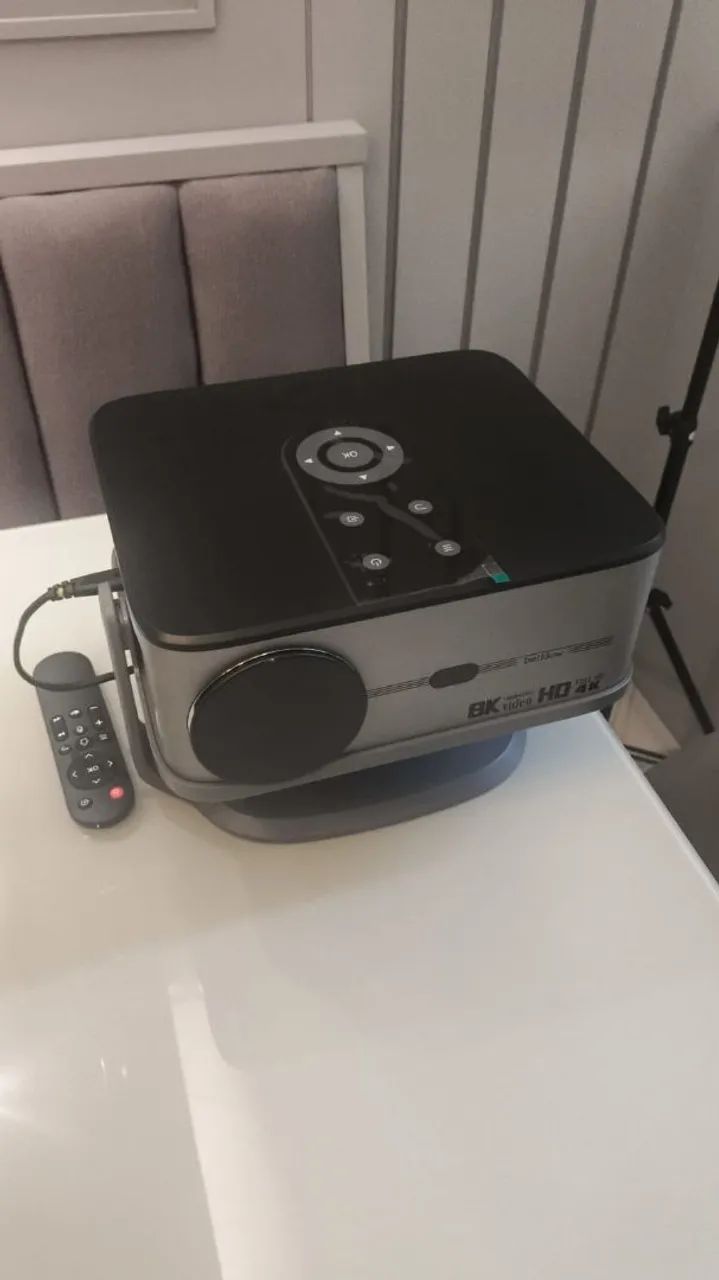 Projetor potente de verdade!