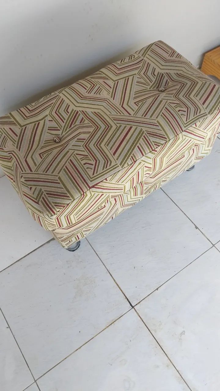 Conjunto sofá 2 e 3 lugares usado + 1 puff - Foto 3