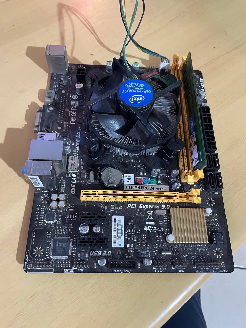 Kit i5 7500 8gb de ram ddr4