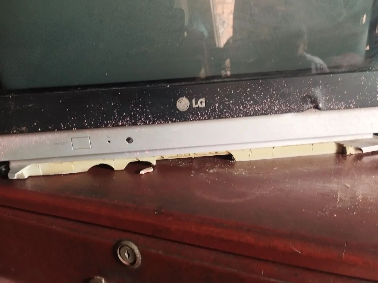 Vendo Tv LG 21, Funcionando perfeitamente  - Foto 2