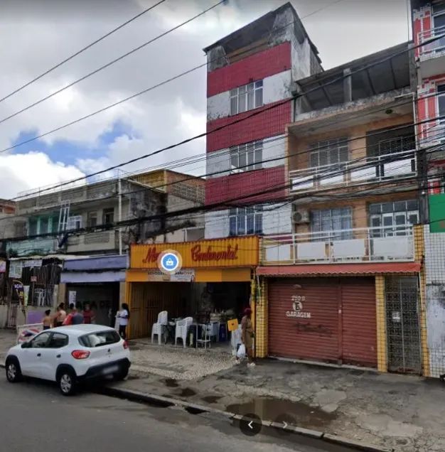 Prédio comercial na Liberdade, aprox. 1000m2