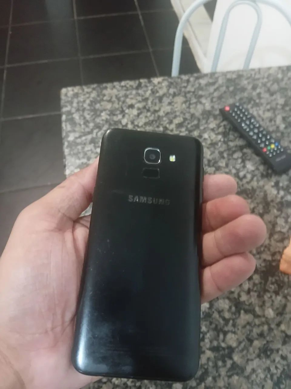 Samsung j6 - Foto 2