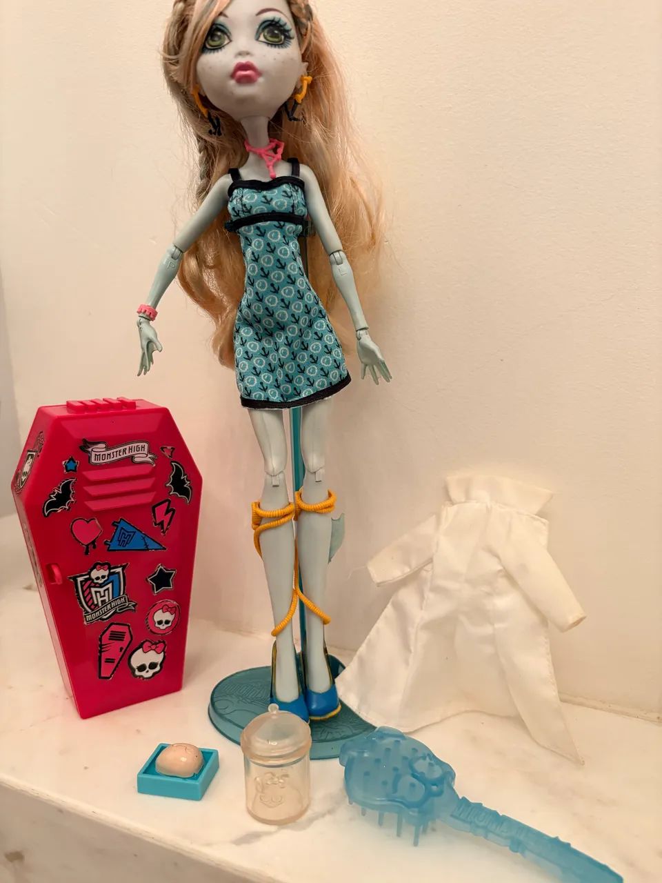 Monster High Lagoona Blue Classroom Mad Science G1 Com Armário E Acessórios - Foto 4