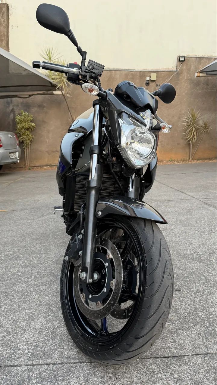 XJ6 N 2015  - Foto 2