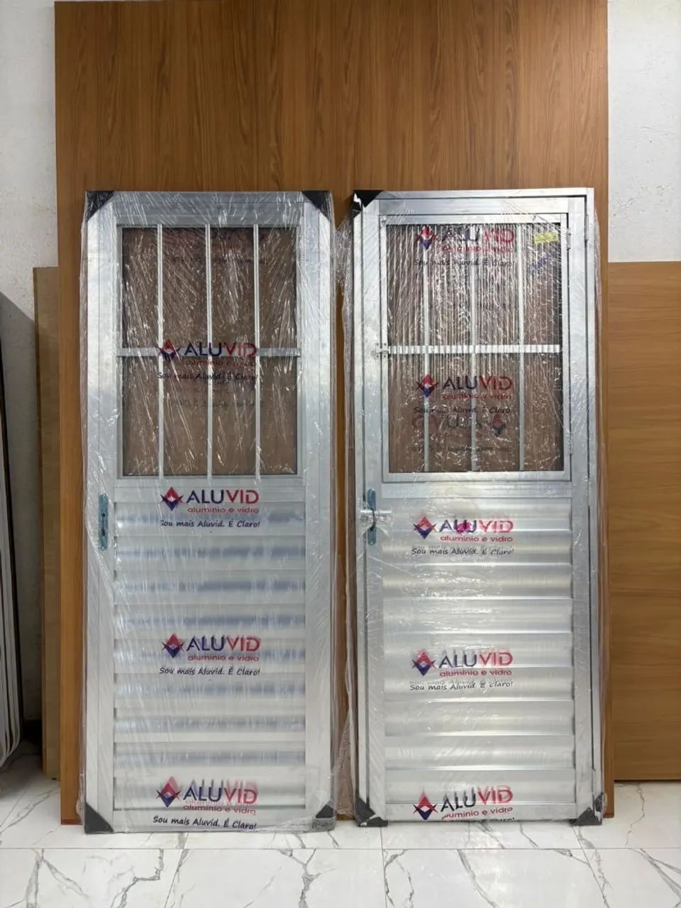 Portas Aluminio Com Grade e Vidro - Foto 3