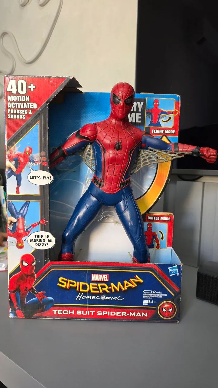 Spider-man Com Traje Hi-tech Eletrônico Marvel - Hasbro - Foto 2