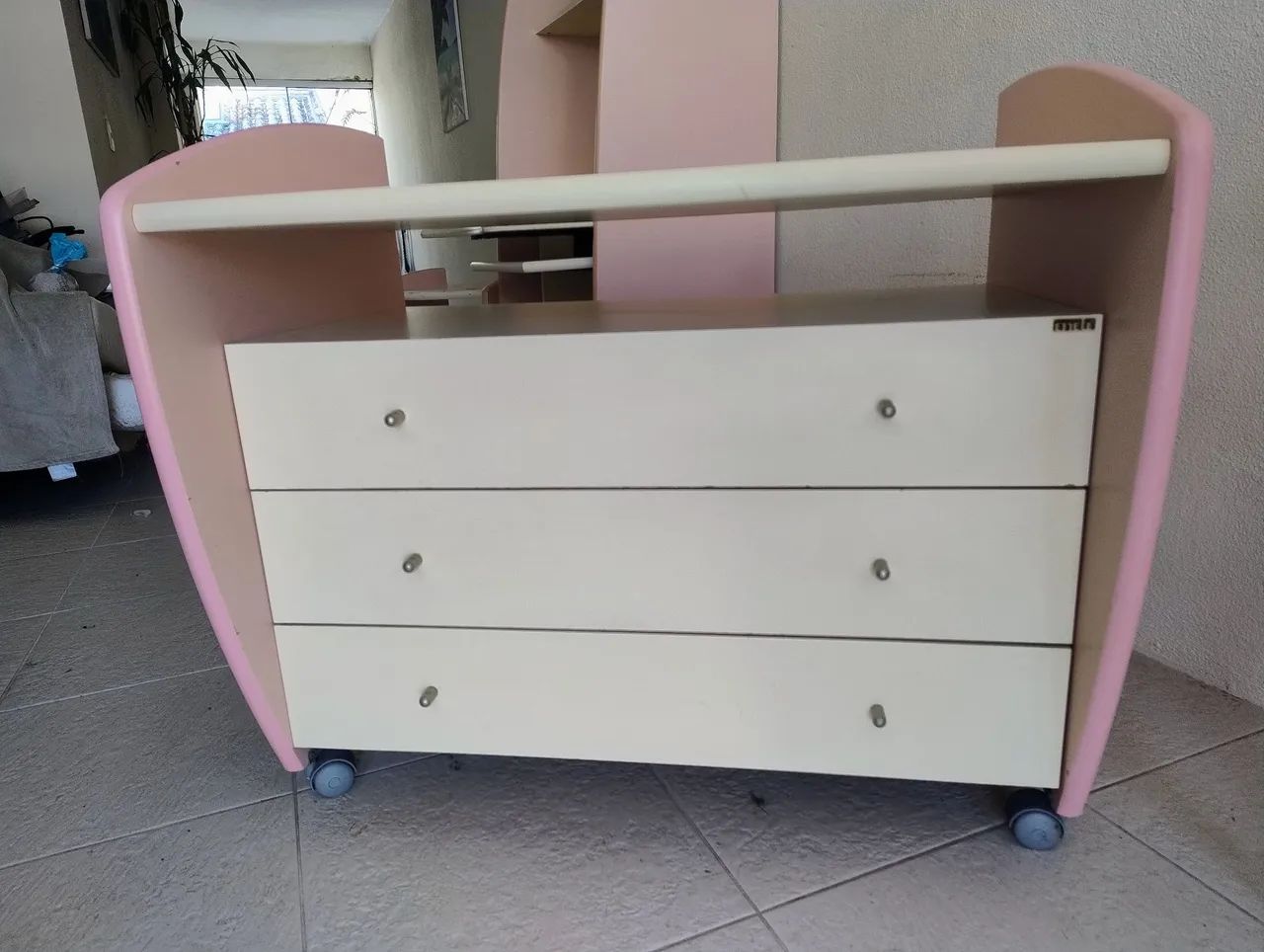 Cômoda  escrivaninha criado-mudo em MDF de 3cm robusto e resistente!  - Foto 3