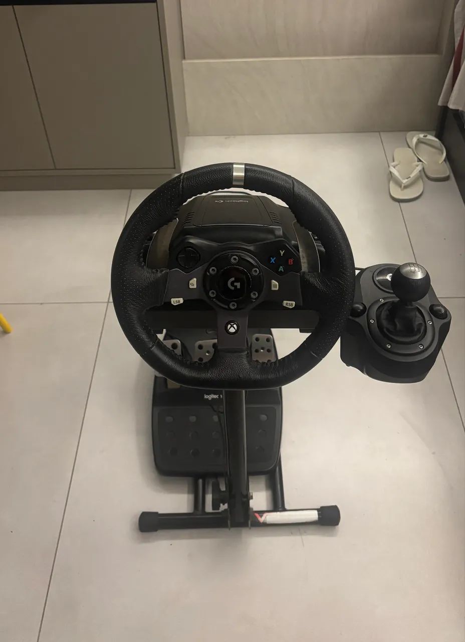 Volante Logitech G920, marcha manual, pedais e suporte para volante para Xbox e pc