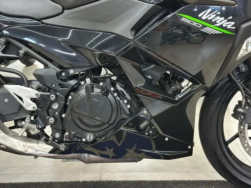 KAWASAKI NINJA 500 2025 - Foto 5