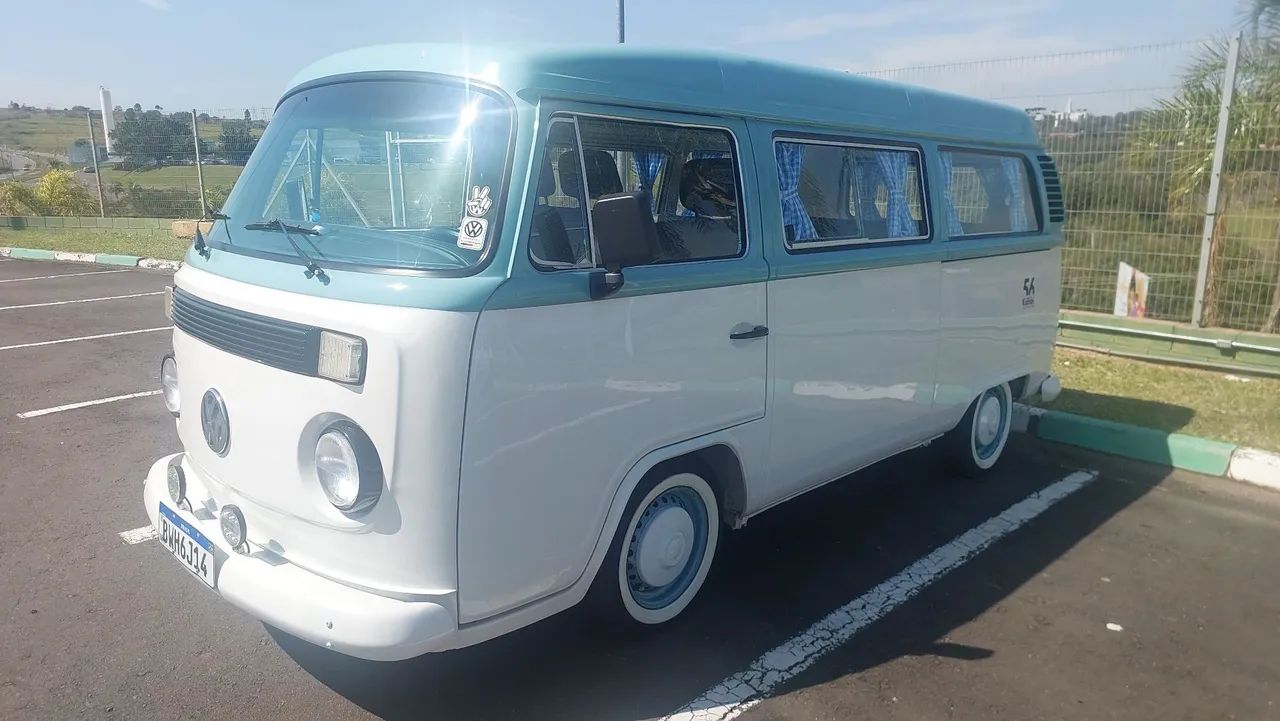 Volkswagen Kombi Standard/ Luxo/ Serie Prata 2000