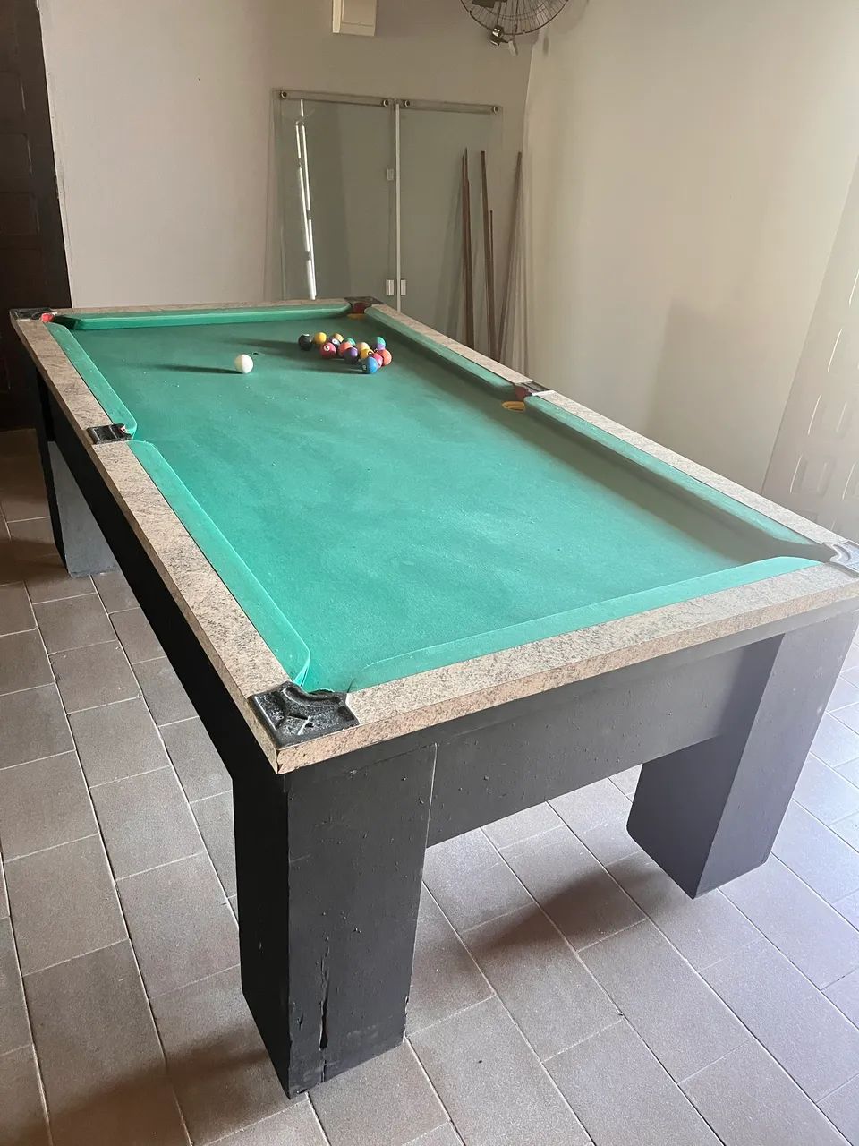 Mesa de sinuca ótimo estado - Madeira pura - Foto 3