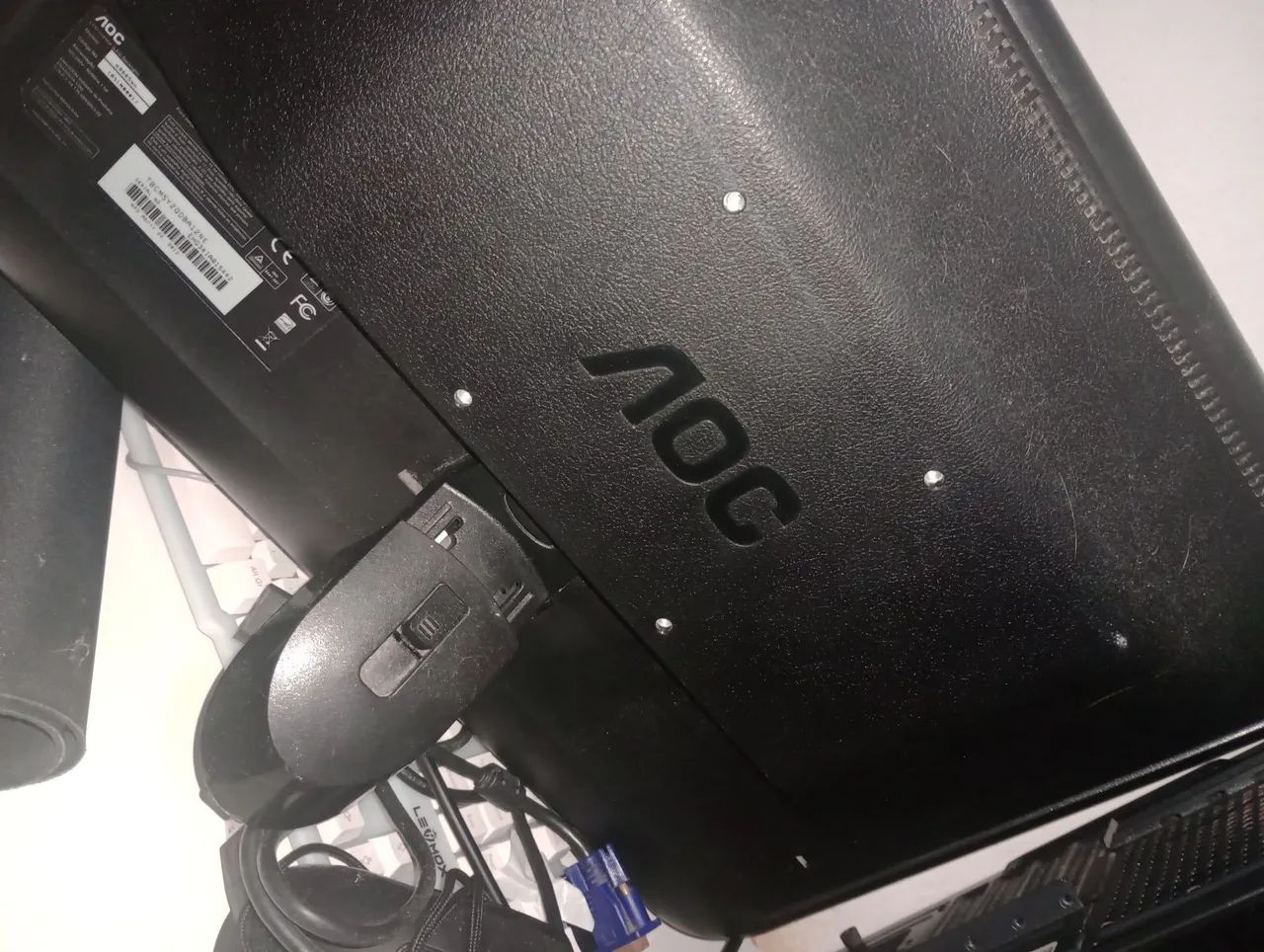 Monitor  AOC E966SW - Foto 2