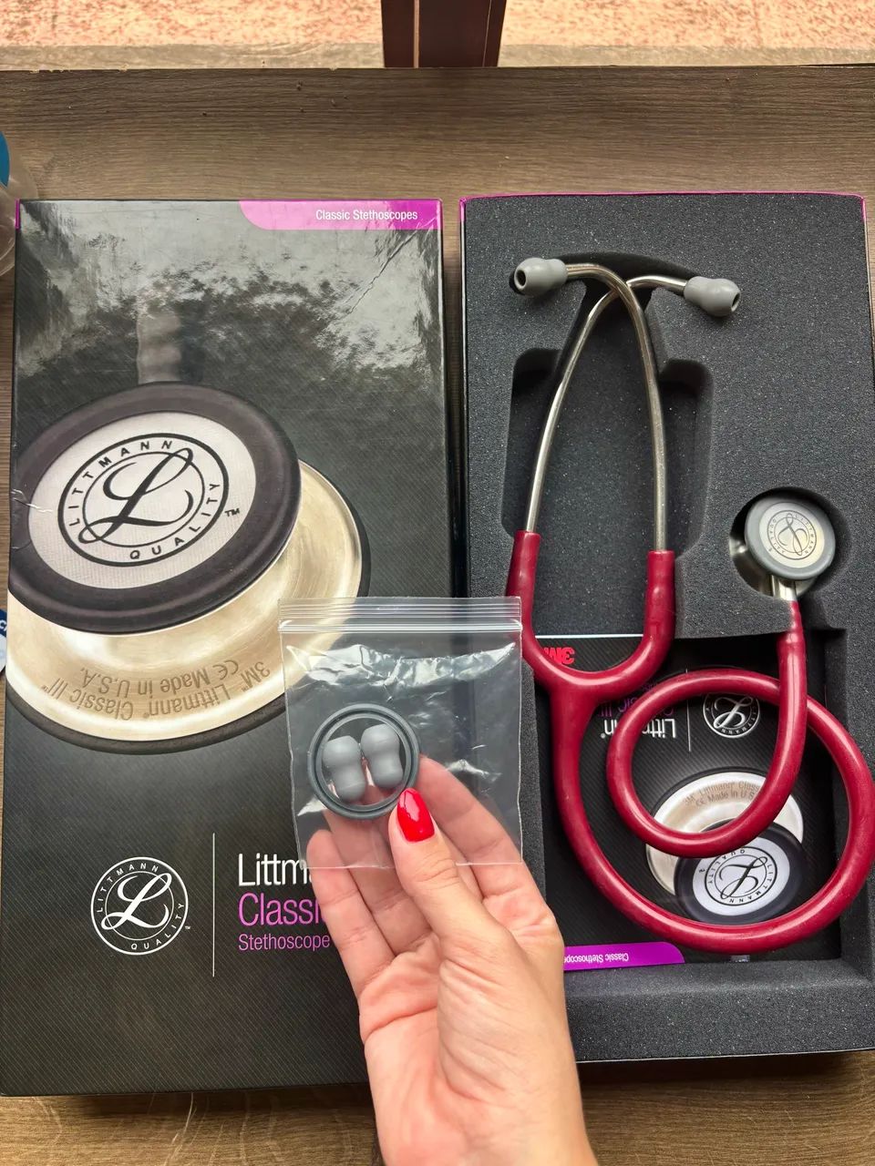 Estetoscópio Littmann Vinho Classic III - em estado de novo - Foto 5