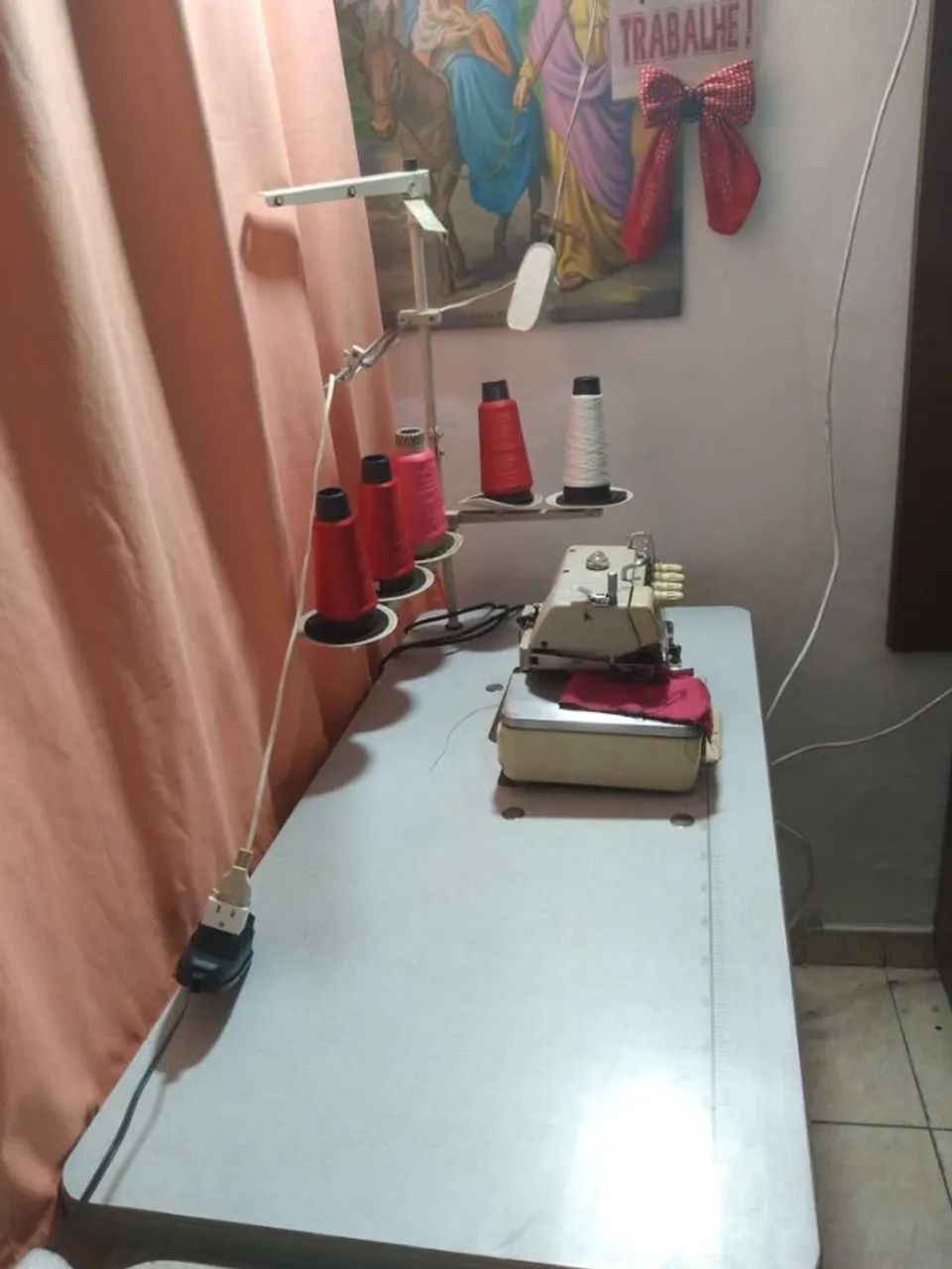 Maquina overlock e interlok industrial  nova - Foto 4