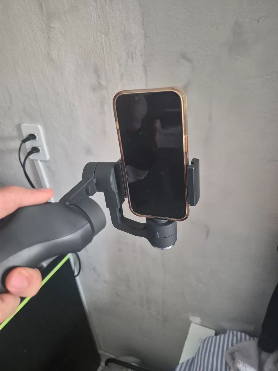 GIMBAL MOBILE TOMATE - Foto 2