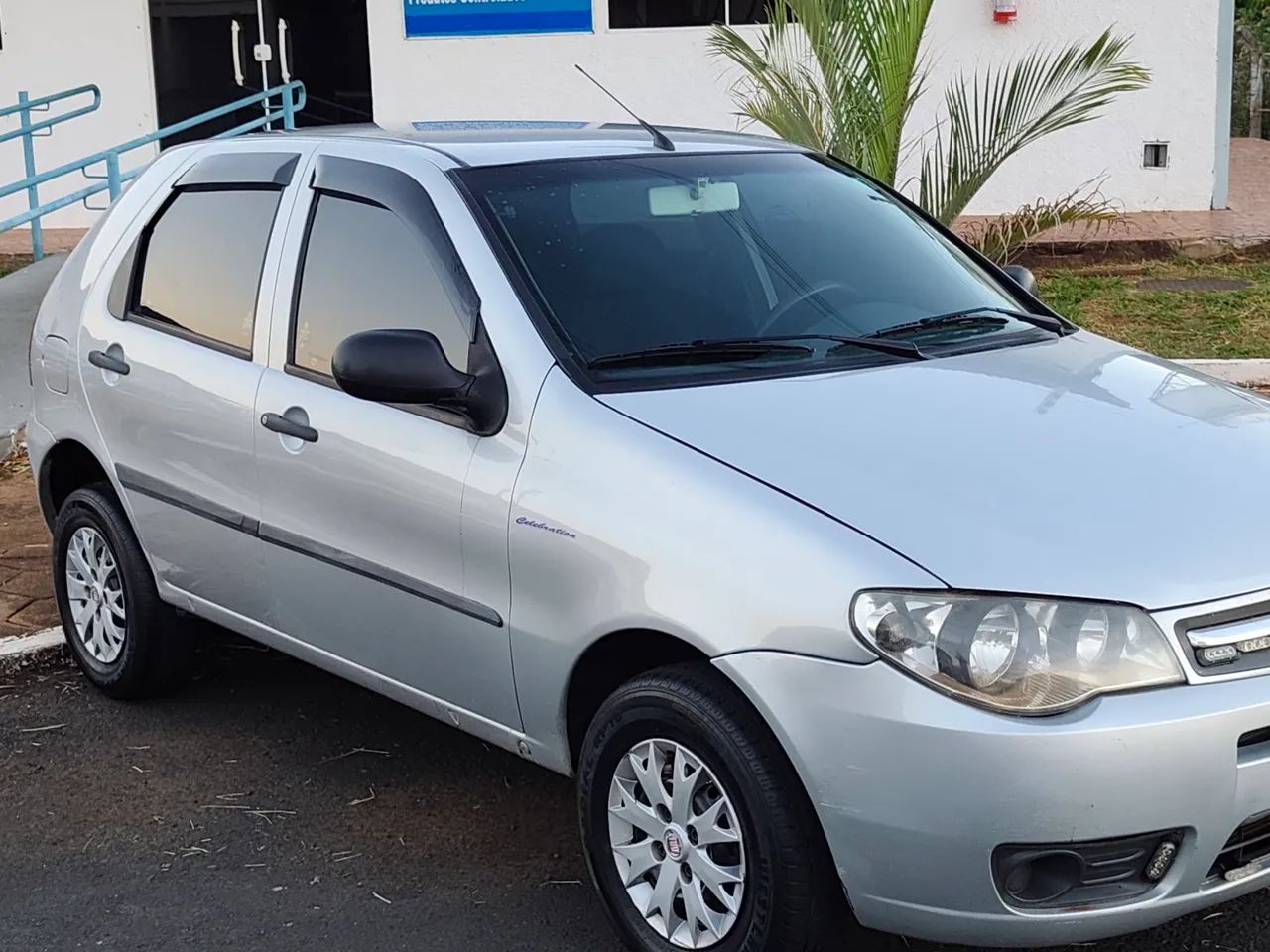 Fiat Palio Celebration 1.0 Fire Flex 8V 4P 2013