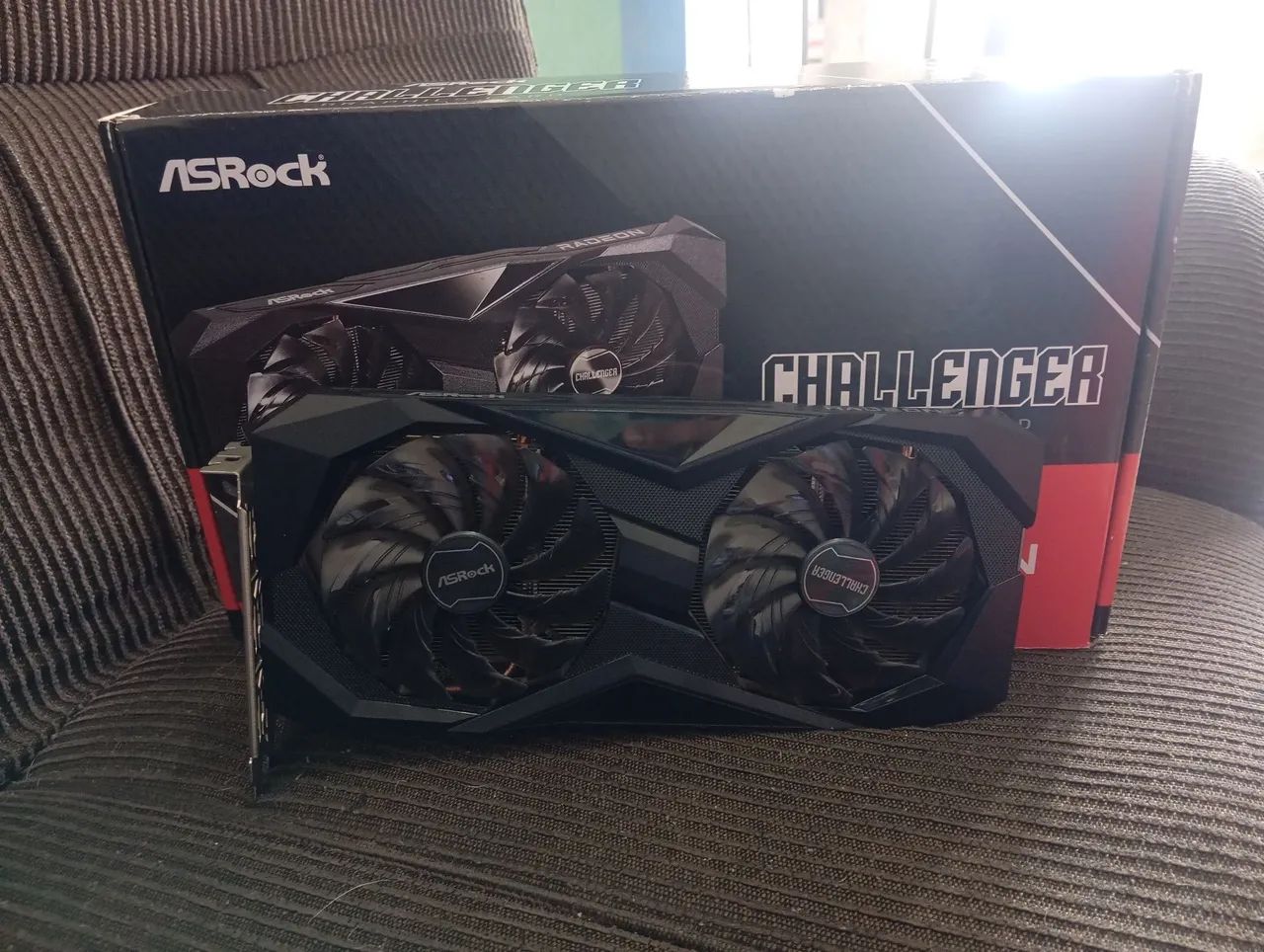 Placa De Vídeo RX 7600 8g  - Foto 3
