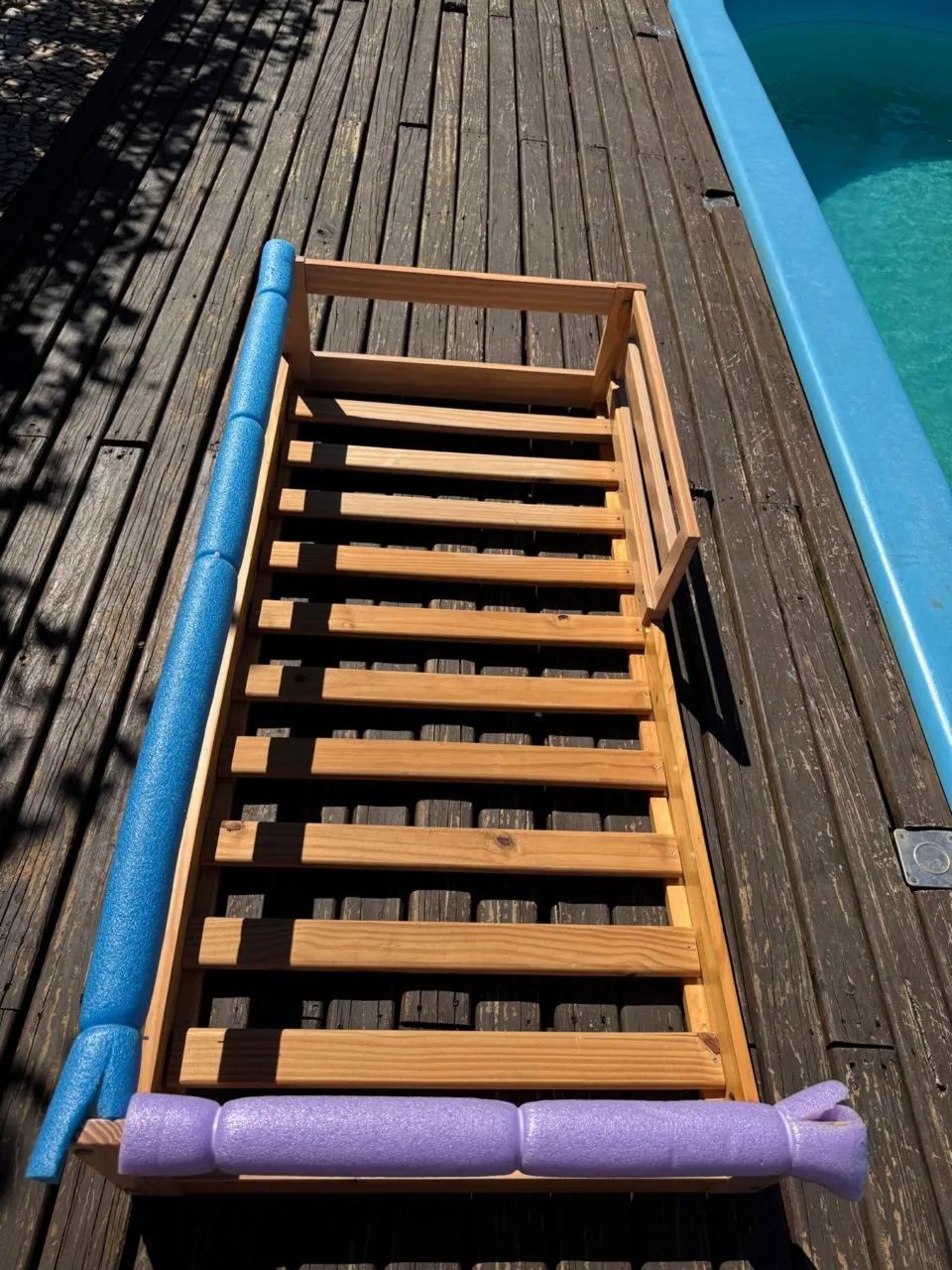 Cama Montessoriana Infantil de Madeira - Ótimo Estado - Foto 2