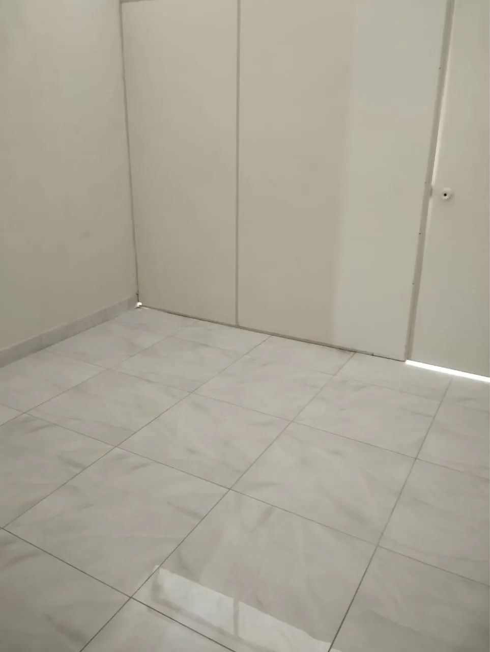 Aluga-se ! Sala comercial 1 andar - Centro de Piuma 