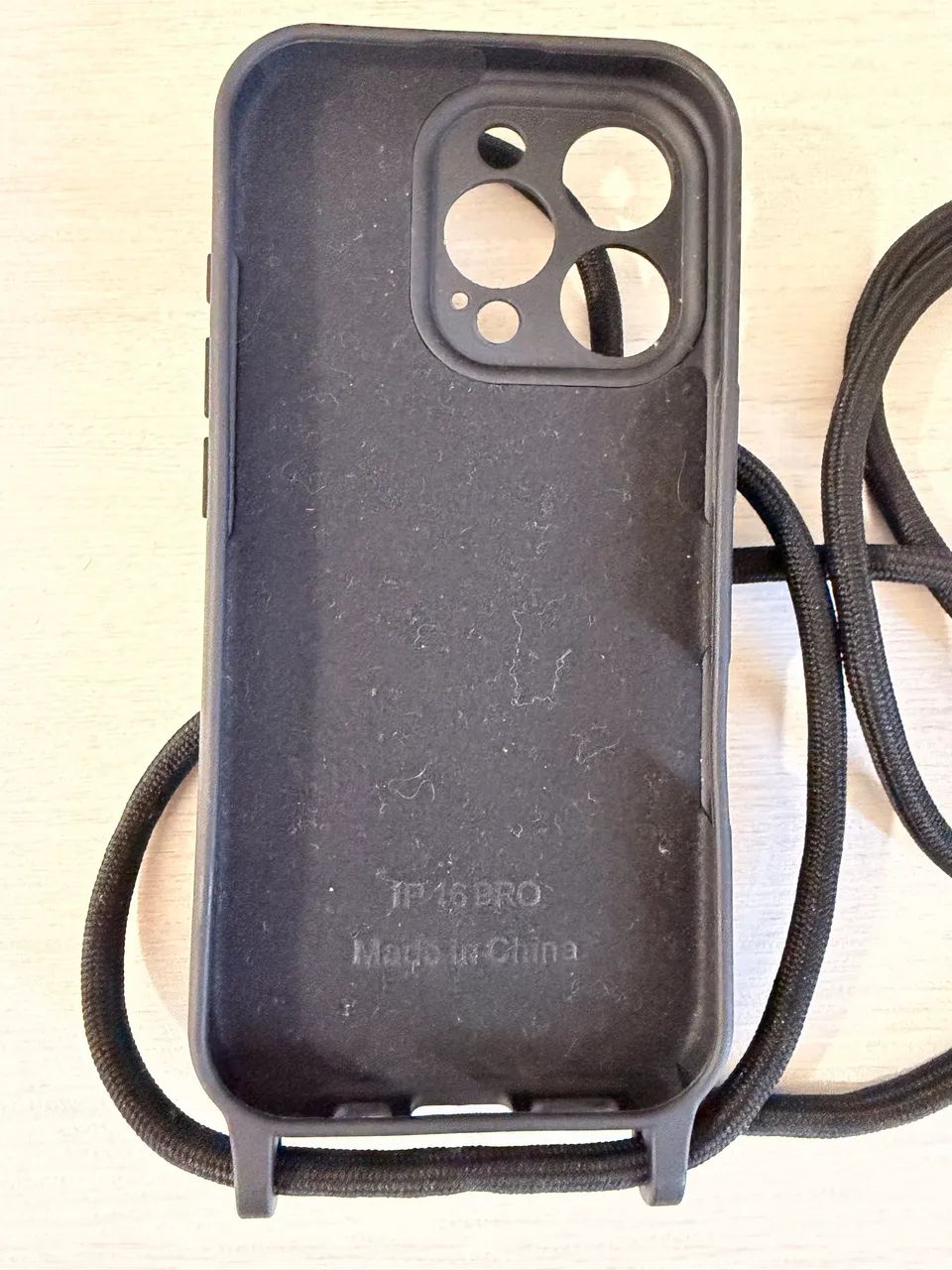 Case - Capinha com cordão para IPhone 16 pro - Foto 2