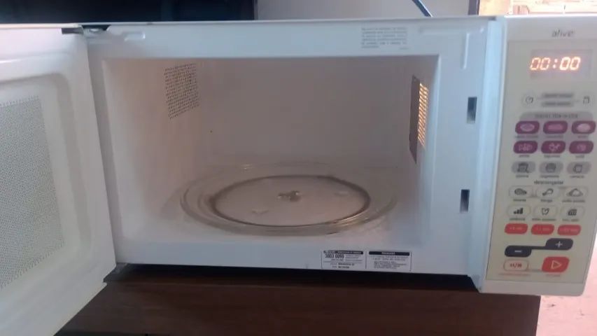 microondas grande 30 litros 127 w  - Foto 2