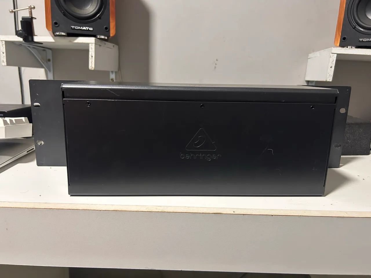 Mesa de Som DIGITAL Behringer XR 18  - Foto 4