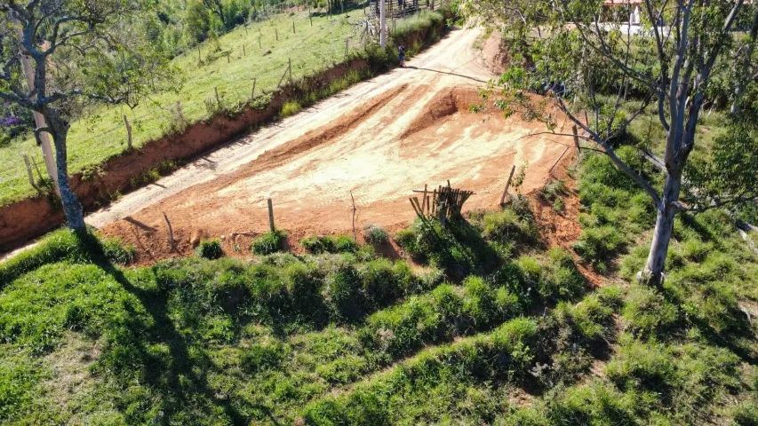 Terreno Joanópolis SP 280m² - 20min do centro - Luz e platô - Aceita proposta - Foto 5