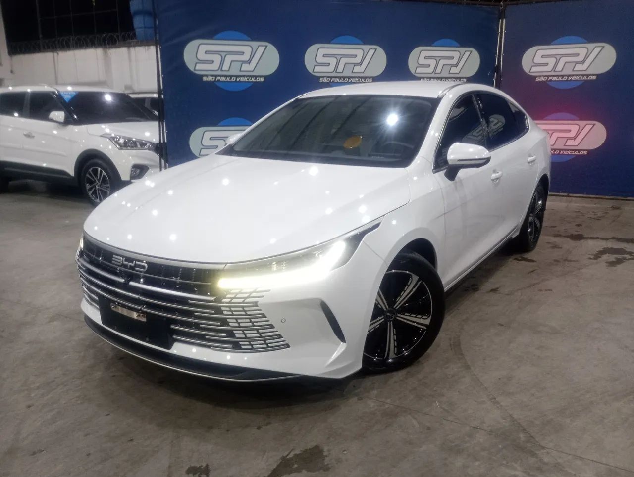 BYD King King GL 1.5 16V Aut. (Hibrido) 2025