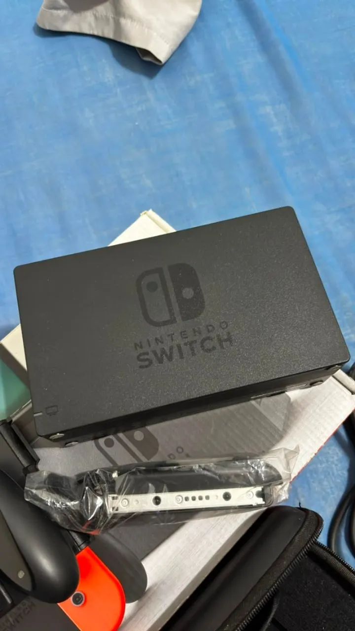 Nintendo Switch V1 + Pro Controller + MicroSD 128GB - Foto 4