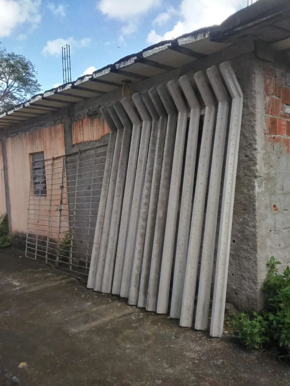 Fence Posts436600748975083523