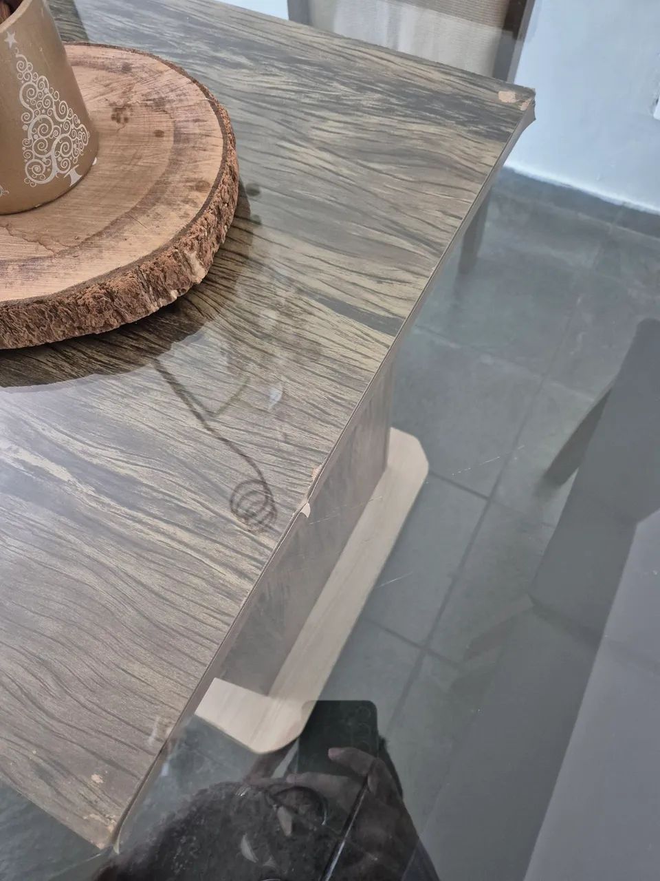 Jogo de Mesa Hexagonal em Vidro com 6 Cadeiras. - Foto 5