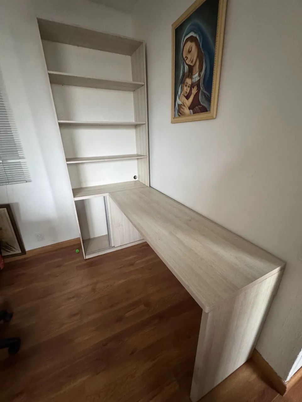 MESA COM ESTANTE DE ESCRITÓRIO 65193077542657122