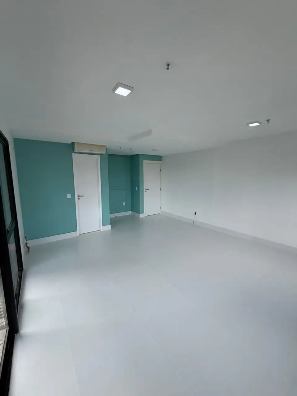 ALUGO SALA COMERCIAL BRITANIA - Foto 3