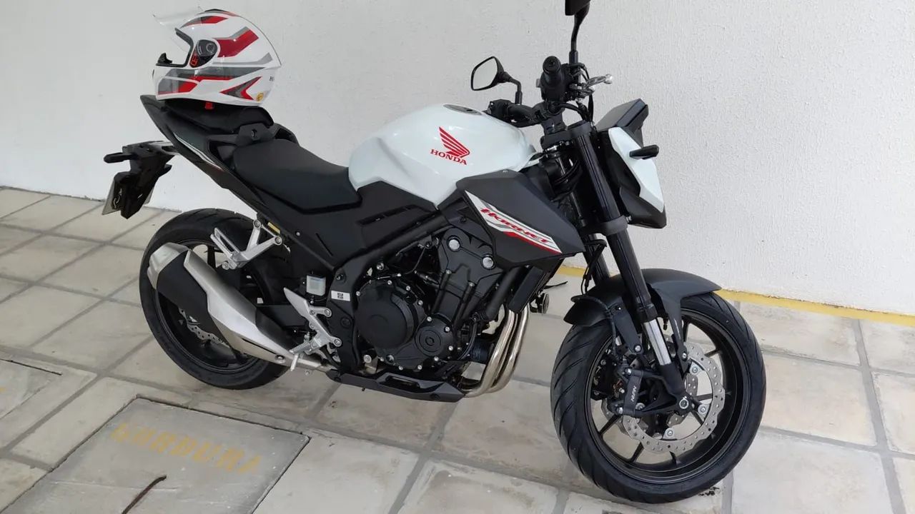 CB HORNET 500