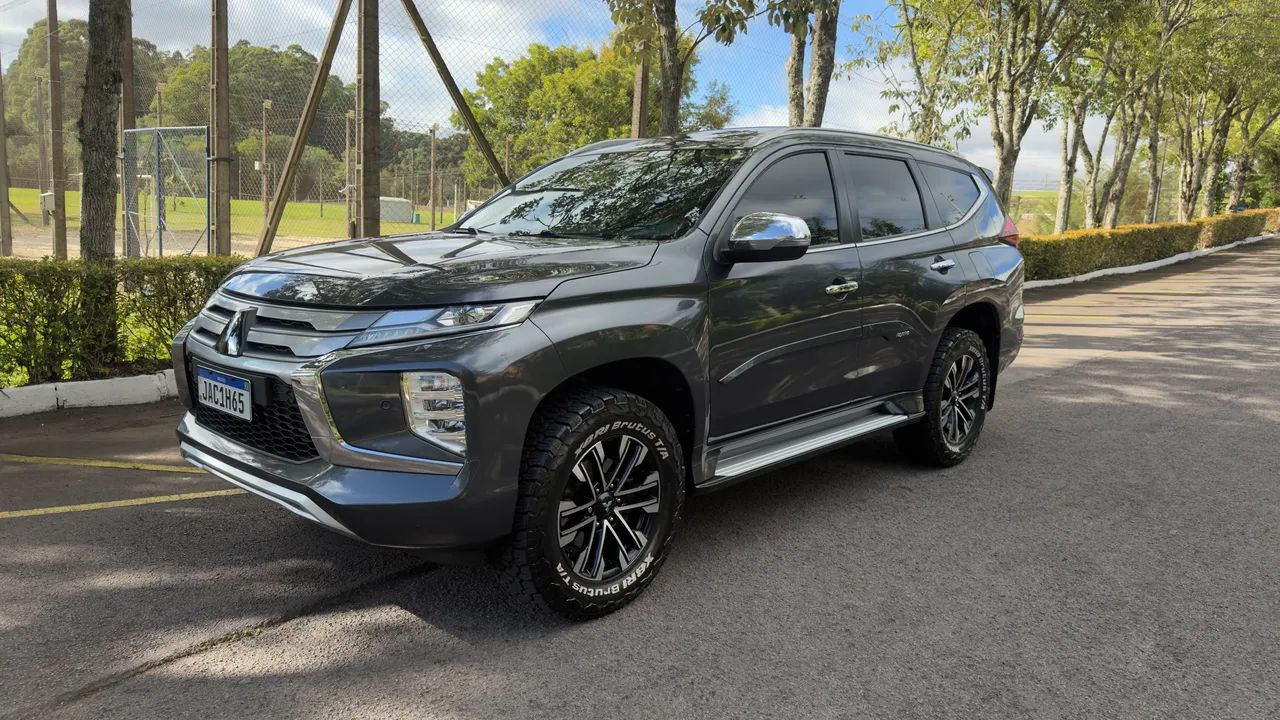 Mitsubishi Pajero 2021