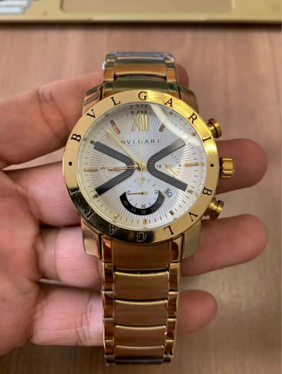 Relógio Blvgari dourado funcional  - Foto 3