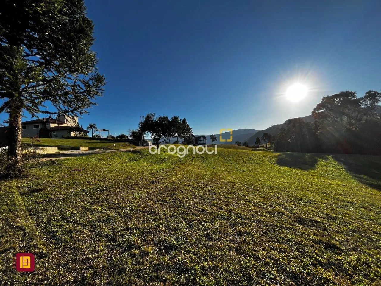 Lote/Terreno à Venda, 1000 m² em Rancho Queimado. - Foto 3