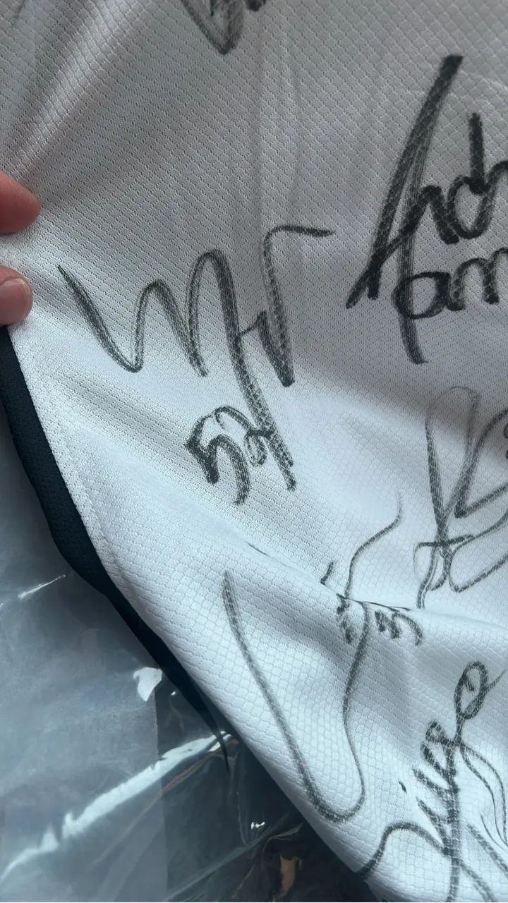 Camiseta do Corinthians autografada  - Foto 5