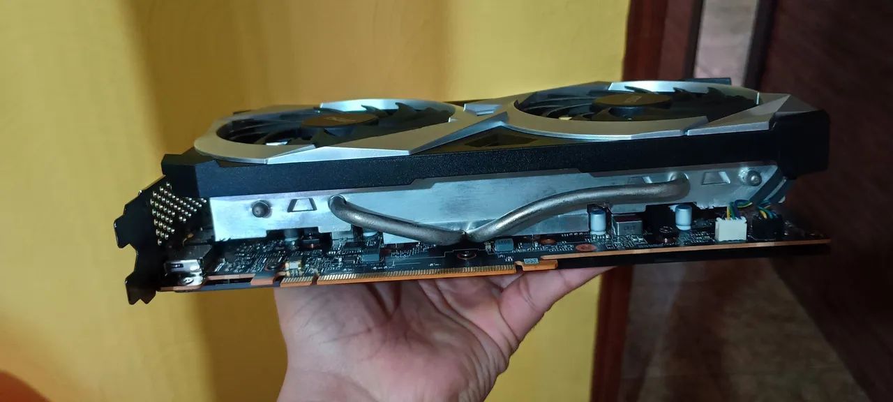 Placa de Vídeo Amd RX 6750XT 12GB - Foto 5