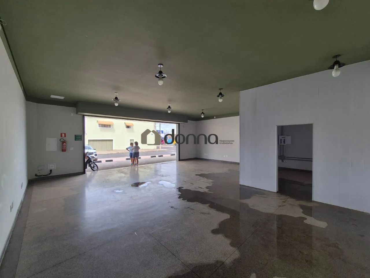 Loja Comercial para Aluguel | 120 m², 4 Vagas | Boa Vista, Uberaba