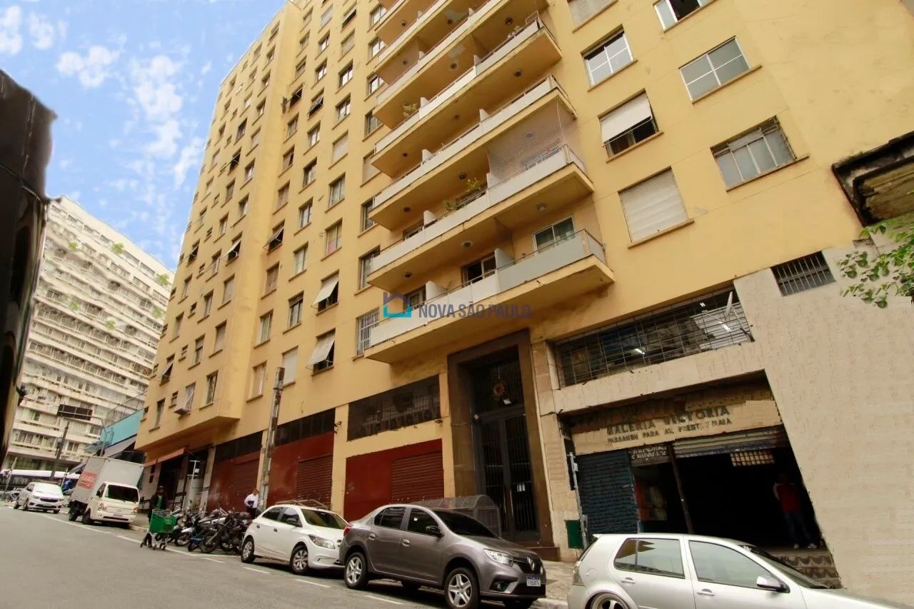 Kitnet à venda no Centro de São Paulo Próximo Metrô