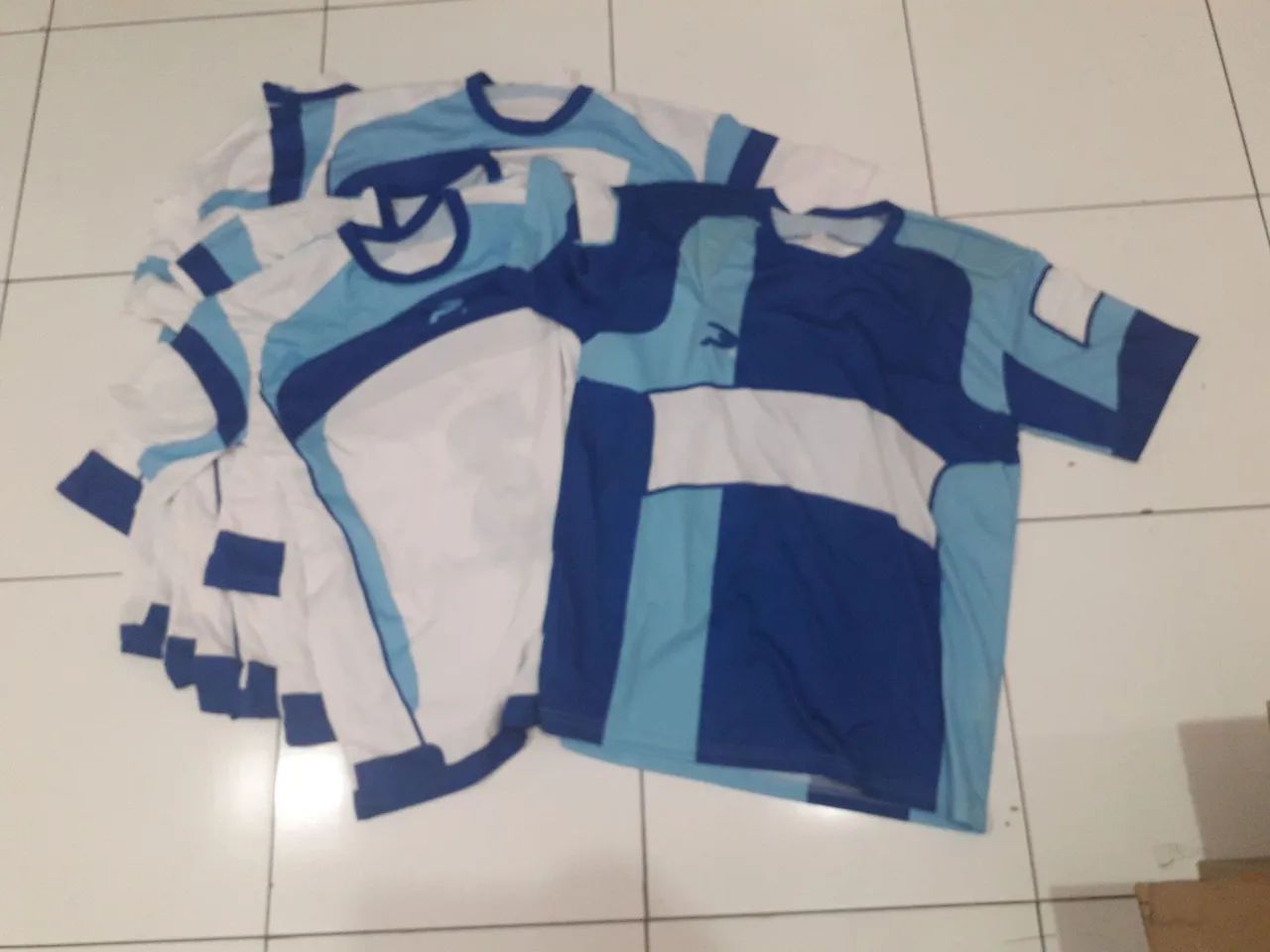 JOGO DE CAMISAS PLACAR  NOVO  11 camisas