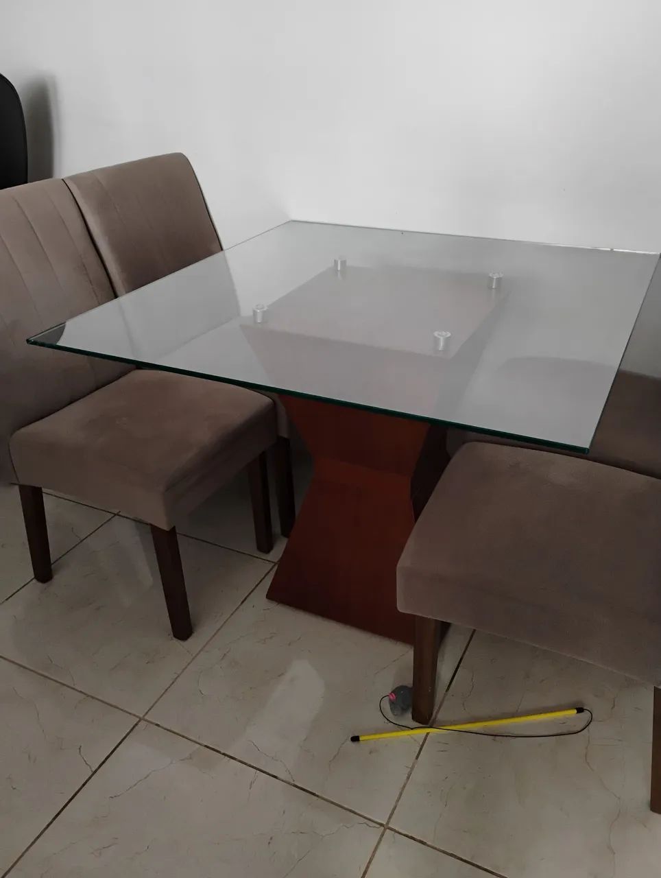 Mesa 4 cadeiras  - Foto 3