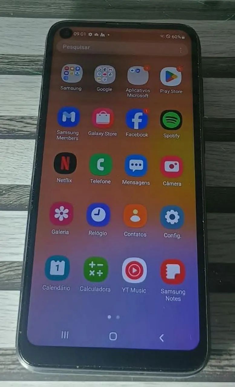 Samsung Galaxy A11 64GB / 3GB RAM - Impecável e Sem Defeitos!