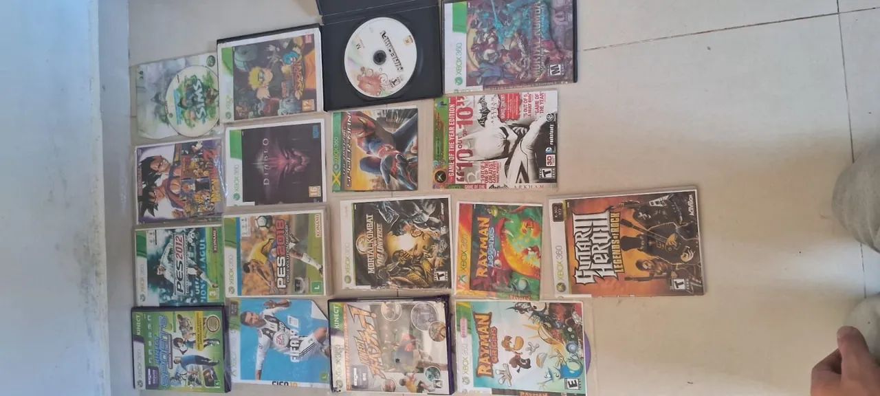 Videogame Microsoft Xbox 360 com kinekt e jogos - Foto 3