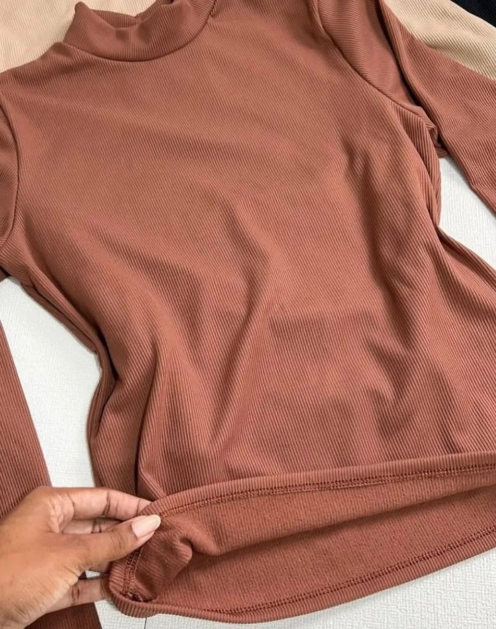 Blusa básica  - Foto 2