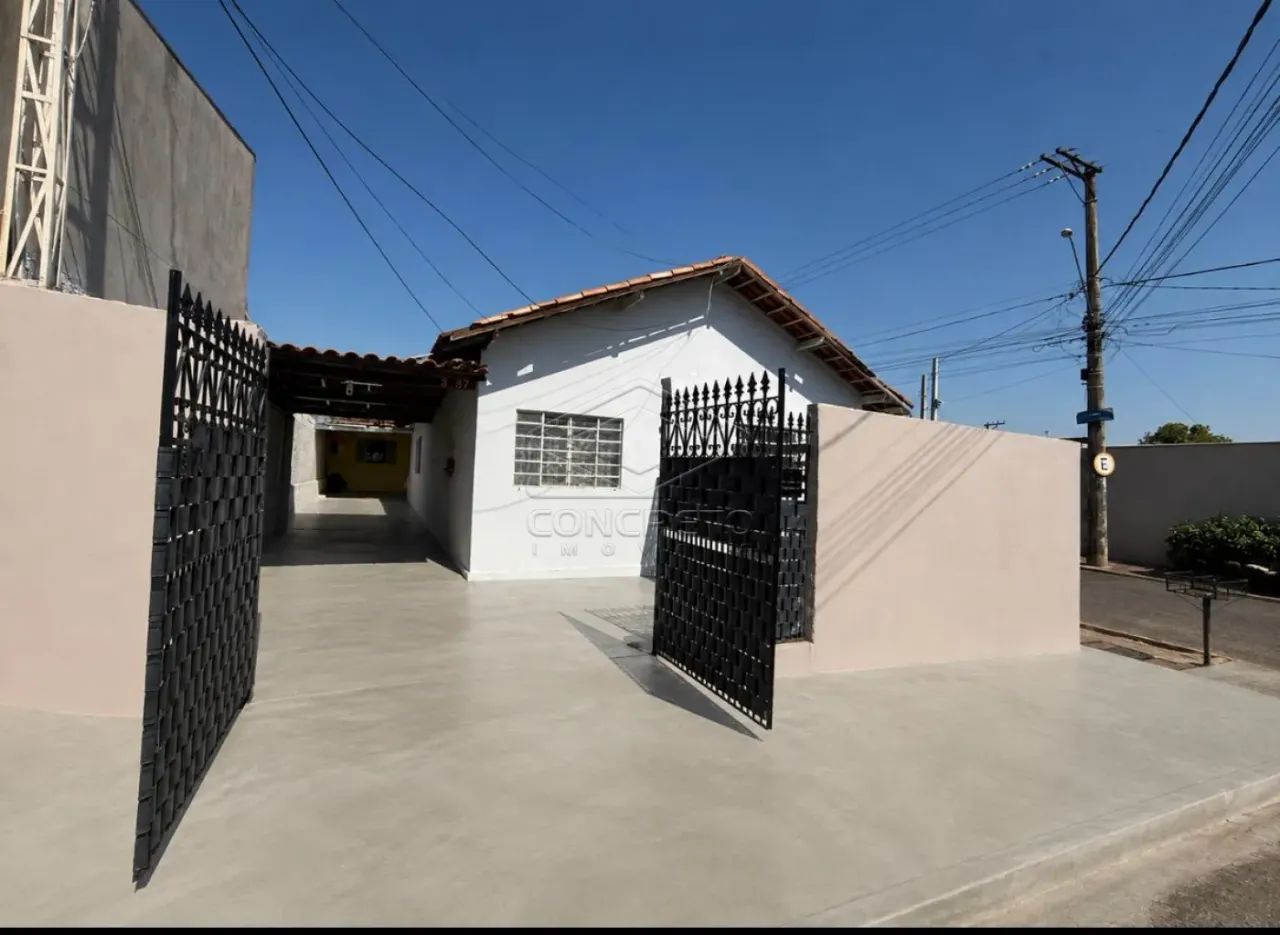 Casa de esquina à venda - Vila Nipônica - Foto 2