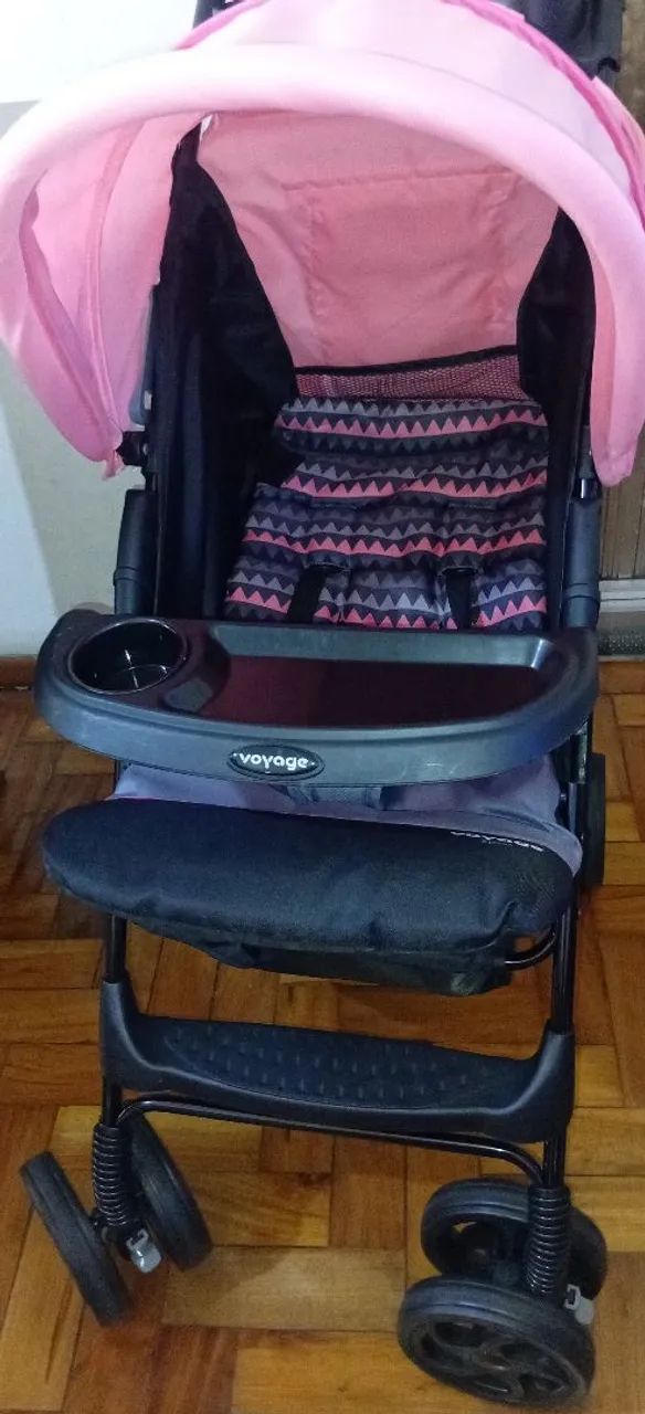 Vendo Carrinho de bebê menina Voyage  - Foto 4