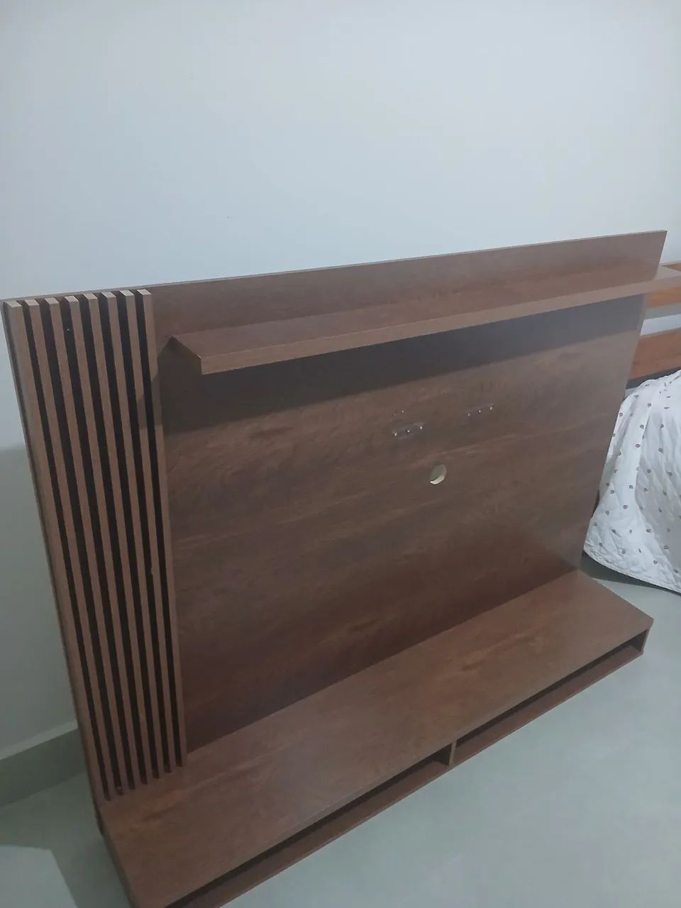 Painel de TV praticamente novo - Foto 2